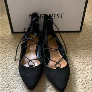 Woman’s flats size 9